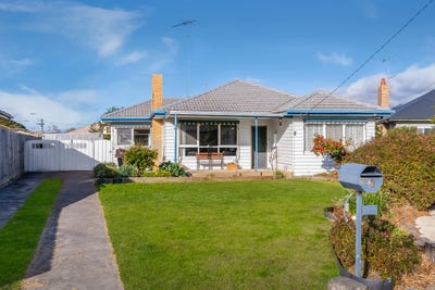 /international/au/9-ivanhoe-court-newcomb-vic-150876736/