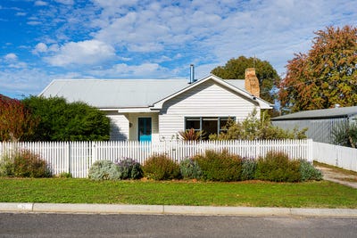 /international/au/4-silver-street-campbells-creek-vic-151275640/