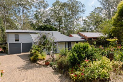 /international/au/12-killara-crescent-petrie-qld-152430296/
