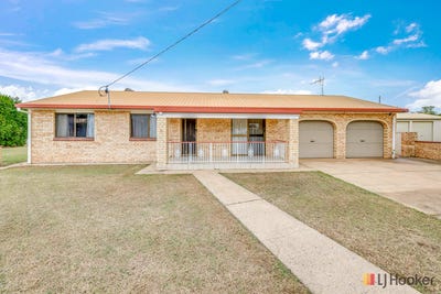 /international/au/12-dawson-street-bundaberg-east-qld-151349436/