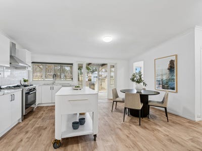 /international/au/43-george-street-toogoolawah-qld-152637972/