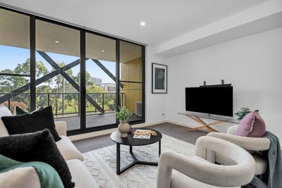 /international/au/114-30-36-warby-street-campbelltown-nsw-151167612/