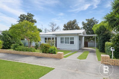 /international/au/15-hewitt-avenue-kennington-vic-152701748/