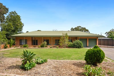 /international/au/100-churchett-road-paracombe-sa-150777800/