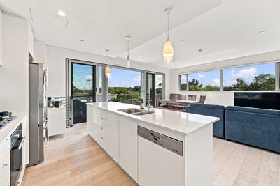 /international/au/8-123-park-beach-road-coffs-harbour-nsw-152312848/