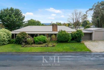 /international/au/68-fersfield-road-gisborne-vic-151133788/