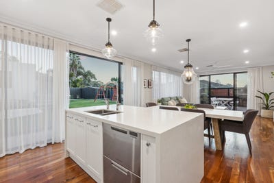 /international/au/41-forrest-road-hamilton-hill-wa-148364564/
