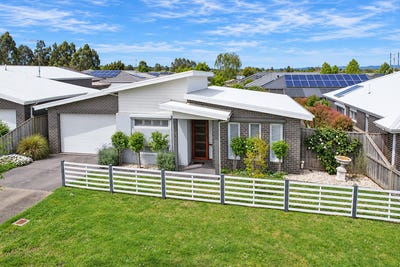 /international/au/4-motherwell-lane-warragul-vic-152637320/