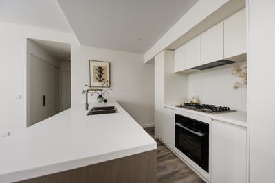 /international/au/105-102-106-pier-street-altona-vic-148540760/