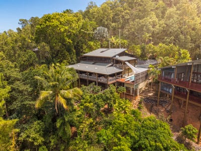 /international/au/8-jarda-street-smithfield-qld-152479120/