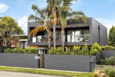 /international/au/84-beach-road-sandringham-vic-150890992/