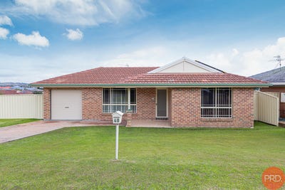/international/au/40-denton-park-drive-rutherford-nsw-148703440/