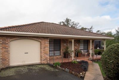 /international/au/2-14-glover-avenue-blackstone-heights-tas-151405496/