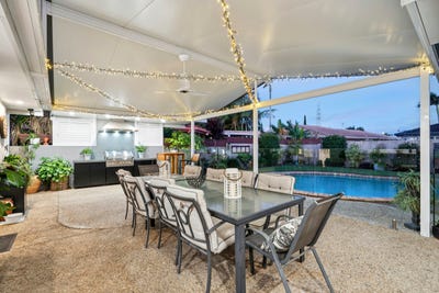 /international/au/12-santa-cruz-boulevard-clear-island-waters-qld-151307360/