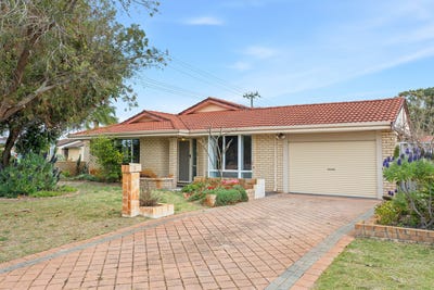/international/au/1-belrose-crescent-waikiki-wa-152530580/
