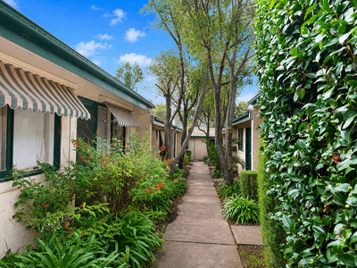 /international/au/7-30-brougham-street-north-melbourne-vic-151466060/