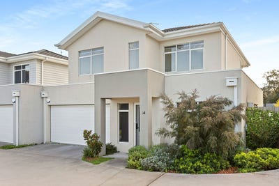 /international/au/14-oakwood-court-rosebud-vic-151566844/