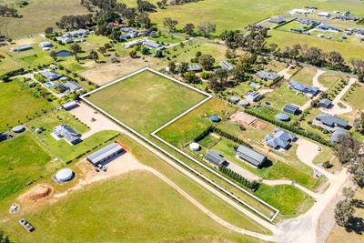 /international/au/195-shreeves-road-molong-nsw-204689300/