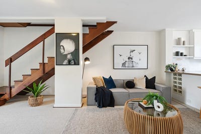 /international/au/8-53-stirling-highway-nedlands-wa-148350176/