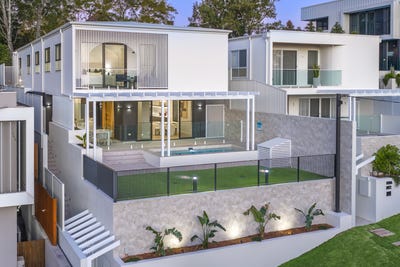 /international/au/16-victoria-street-indooroopilly-qld-148490816/