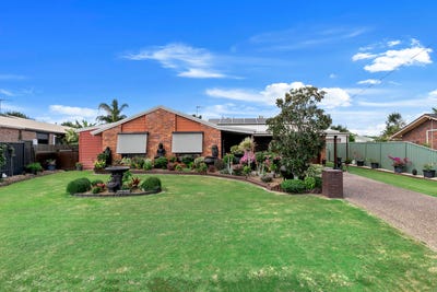 /international/au/26-paul-drive-point-vernon-qld-151570720/