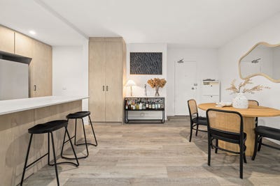 /international/au/13-11a-15-berwick-street-coogee-nsw-152632364/