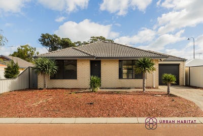 /international/au/38-bennett-brook-circle-greenfields-wa-151075640/