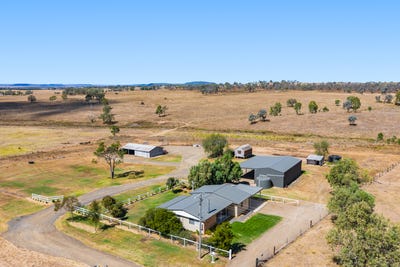 /international/au/-springdale-44-whittaker-road-southbrook-qld-700405596/