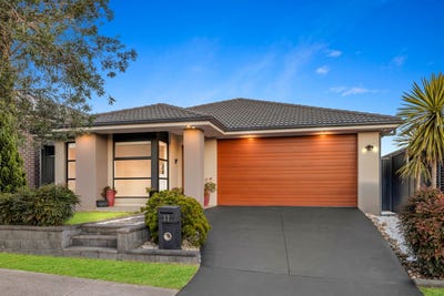 /international/au/11-titania-street-riverstone-nsw-148522884/