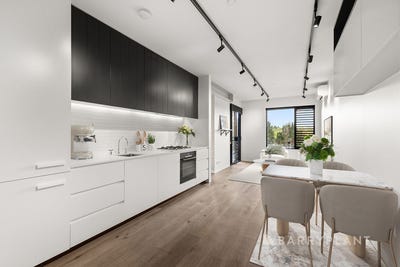 /international/au/104-64-anderson-road-hawthorn-east-vic-152573304/
