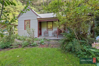 /international/au/149-main-road-walhalla-vic-151492124/