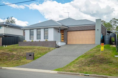/international/au/14-mountview-avenue-wingham-nsw-152640060/