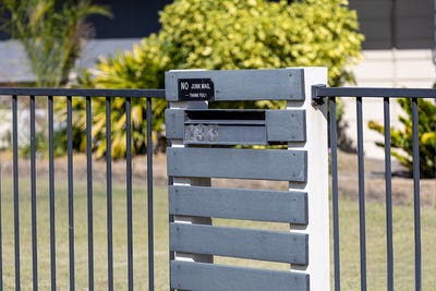 /international/au/193-sun-valley-road-kin-kora-qld-148579268/
