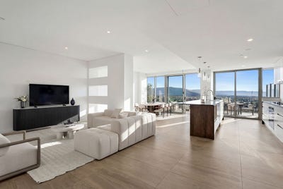 /international/au/1903-10-regent-street-wollongong-nsw-150924672/