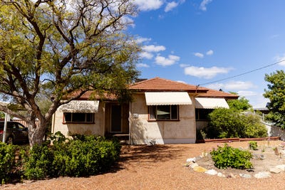 /international/au/13-morton-street-merredin-wa-152515276/