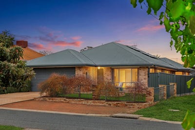 /international/au/13-marie-dalley-street-gungahlin-act-151532732/?lang=id