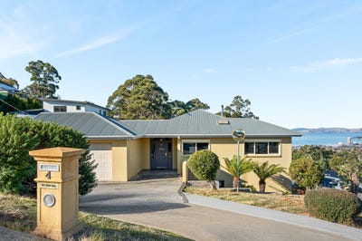 /international/au/4-thelma-drive-west-hobart-tas-151246992/