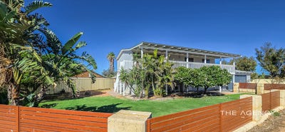 /international/au/14-batavia-circle-kalbarri-wa-151418028/