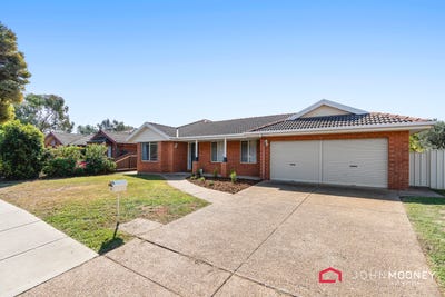 /international/au/35-lansdowne-avenue-lake-albert-nsw-151112772/