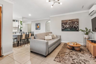 /international/au/2-176-fern-road-wilson-wa-152302472/