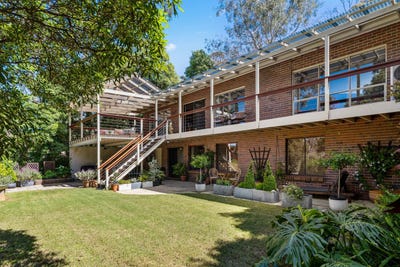 /international/au/19-sylvan-way-glenalta-sa-152600772/