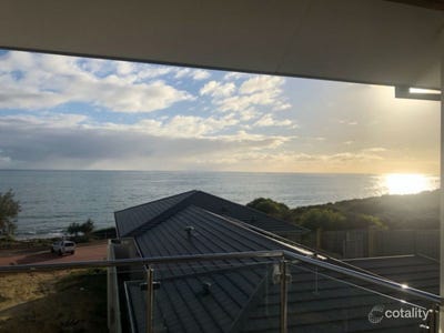 /international/au/14-17-royal-james-court-quinns-rocks-wa-150964248/
