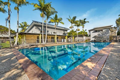 /international/au/17-66-university-drive-meadowbrook-qld-151274308/