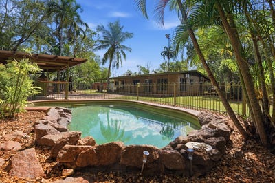 /international/au/15-wheewall-road-livingstone-nt-151408056/