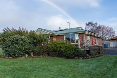 /international/au/581-preston-road-north-motton-tas-151414060/