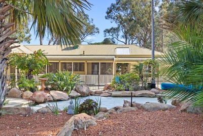 /international/au/234-244-dundebar-road-wanneroo-wa-152364800/