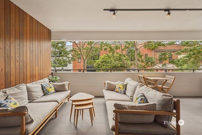 /international/au/204-38-helen-street-teneriffe-qld-152633268/