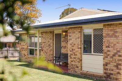 /international/au/22-balfour-street-wyreema-qld-152659792/