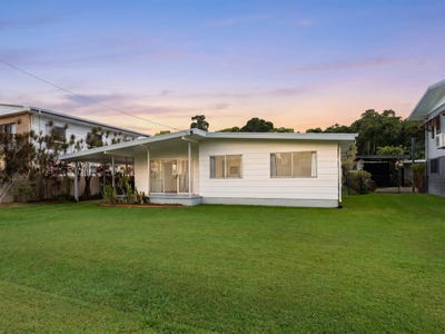 /international/au/12-hargreave-street-kurrimine-beach-qld-151470764/