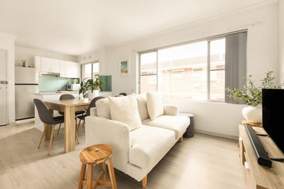 /international/au/9-49-howard-avenue-dee-why-nsw-151570524/